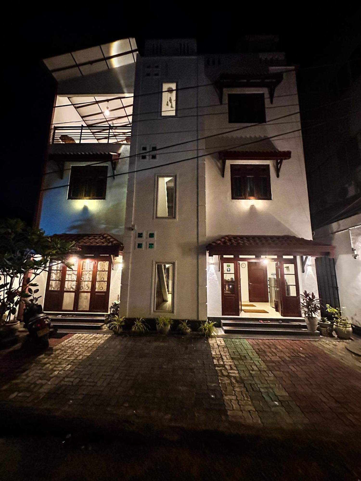 New Panda House Hotell Galle Eksteriør bilde