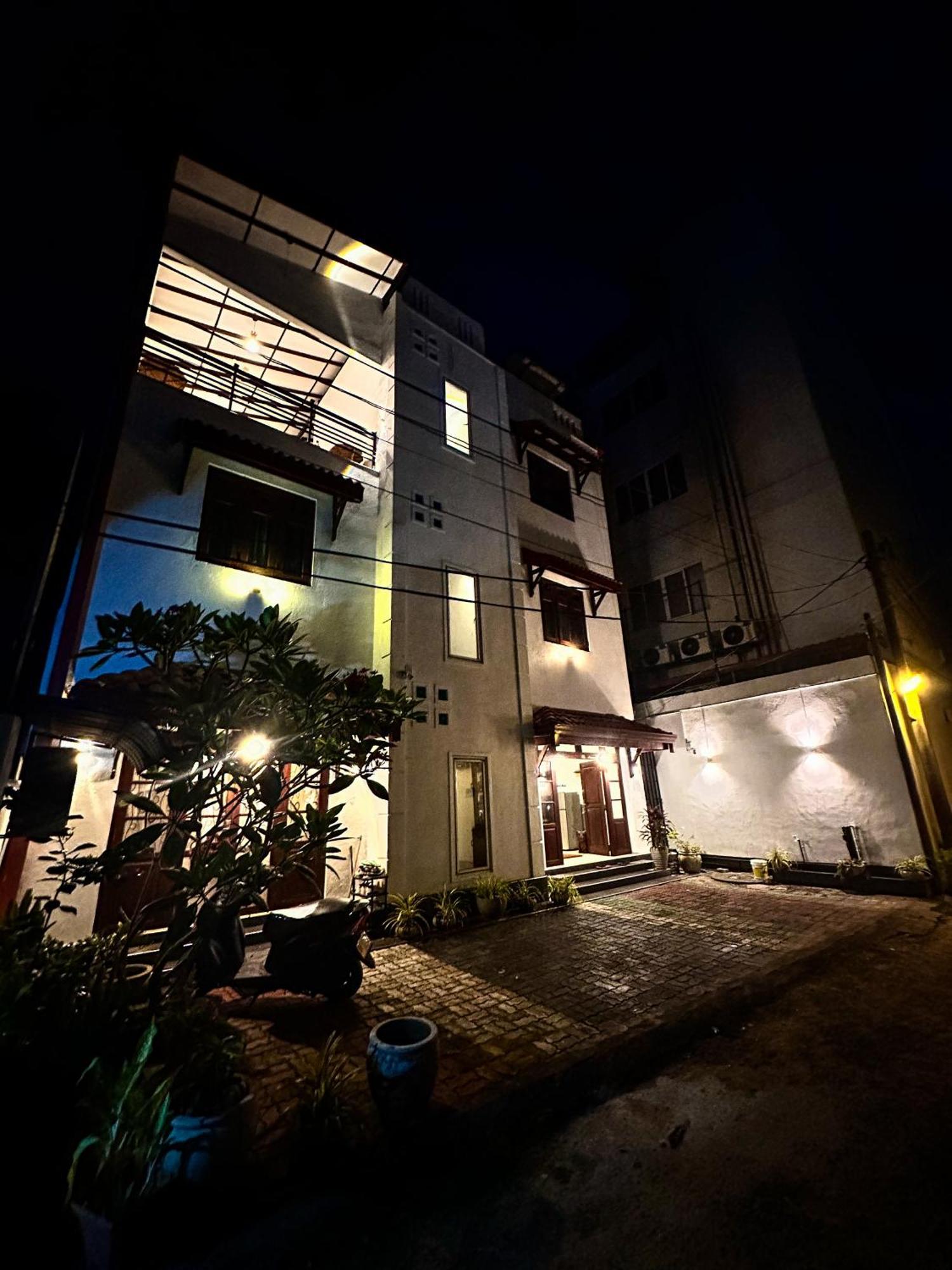 New Panda House Hotell Galle Eksteriør bilde